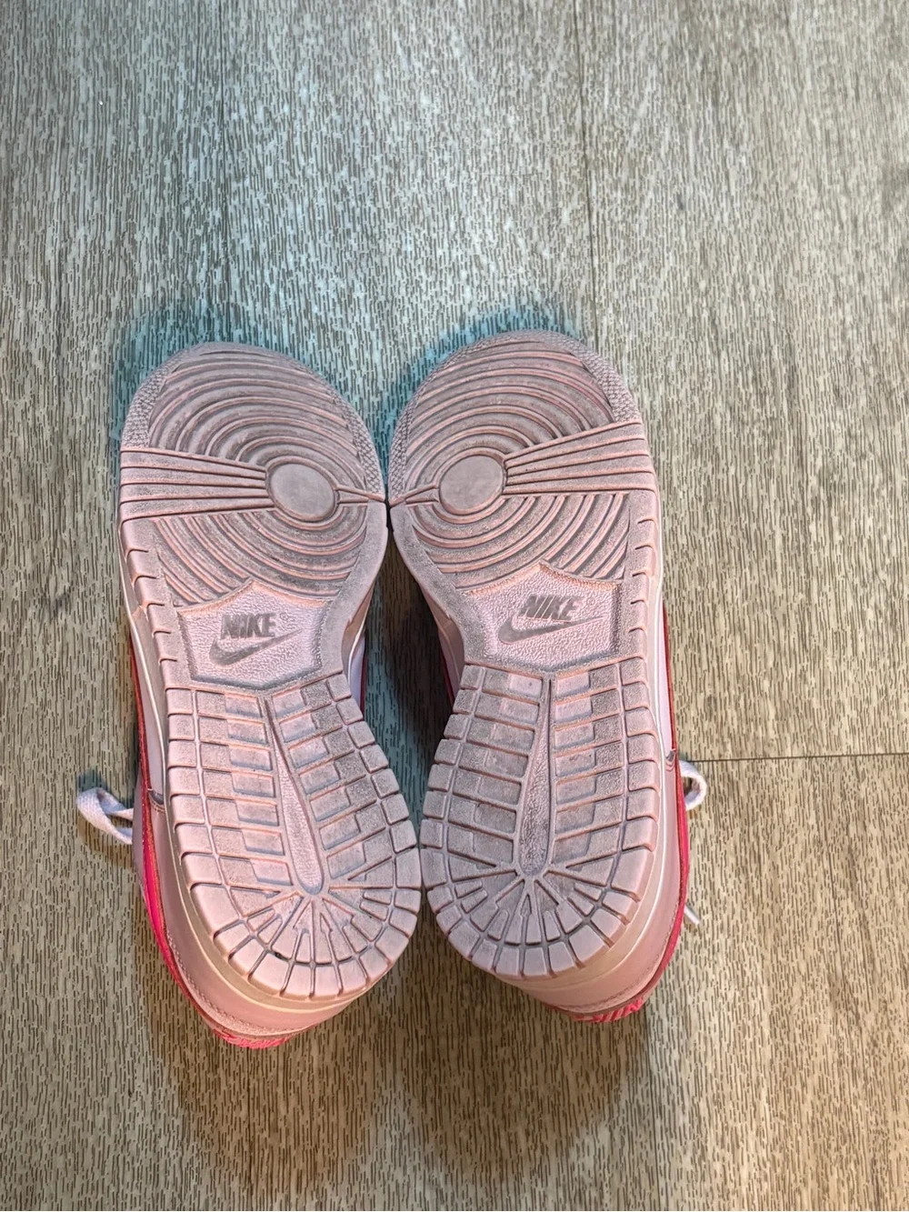 NIKE DUNKS PINK 7Y
